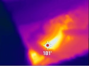 צילום במצלמה תרמית של פנים המנוע. מנועים לא צריכים לעבור את ה- 40 מעלות בנסיעה רגילה